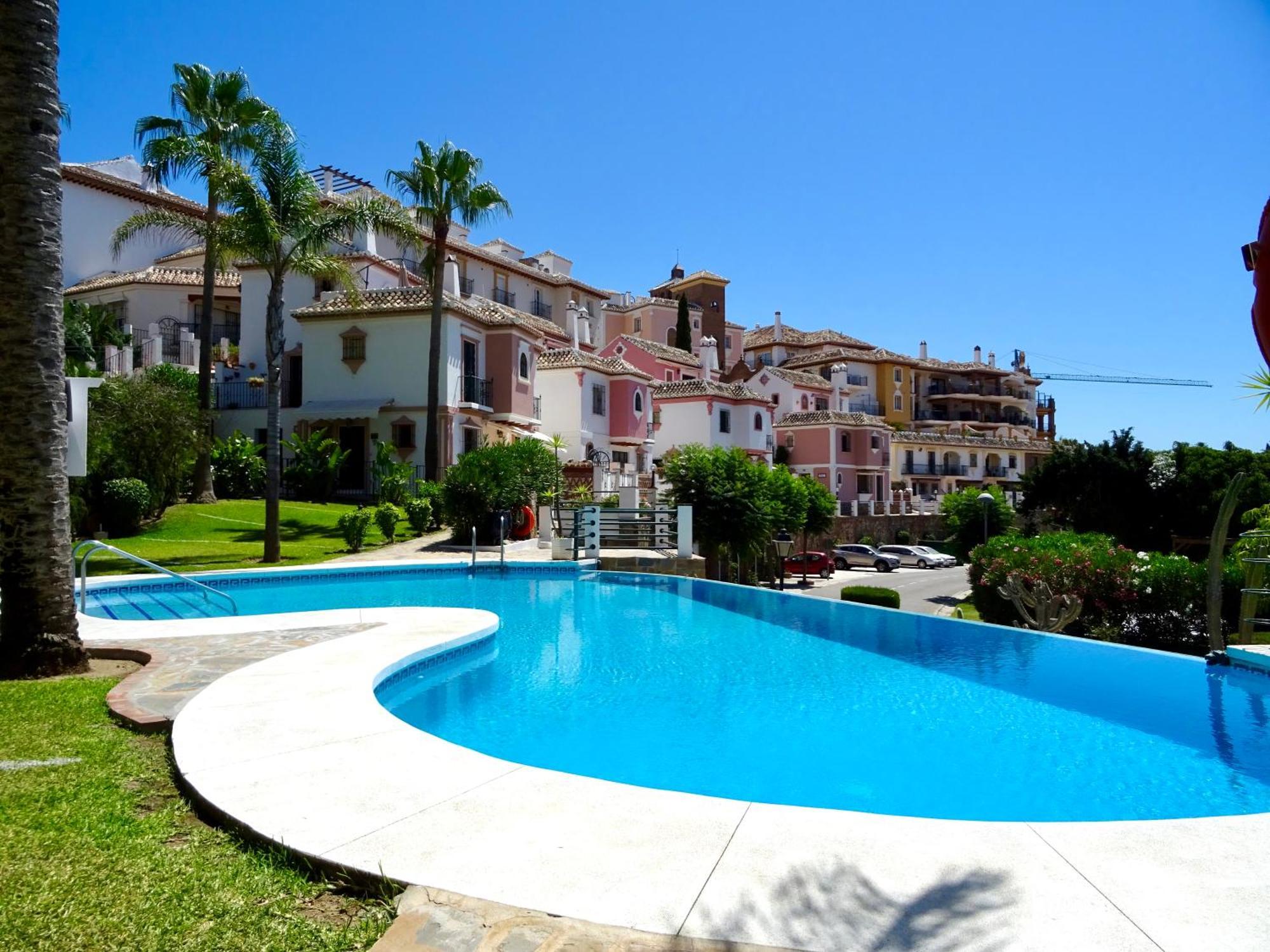 Semidetached Duplex Home At Puebla Aida, Mijas Golf With Pool, Golf And Sea Views - Malaga, Malaga